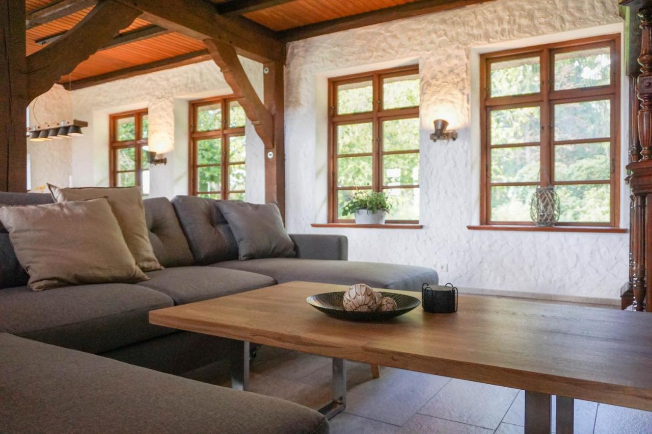Ruhe Unter Reet-Haus Mit Sauna, Whirlpool Und Kamin Gnarrenburg 외부 사진