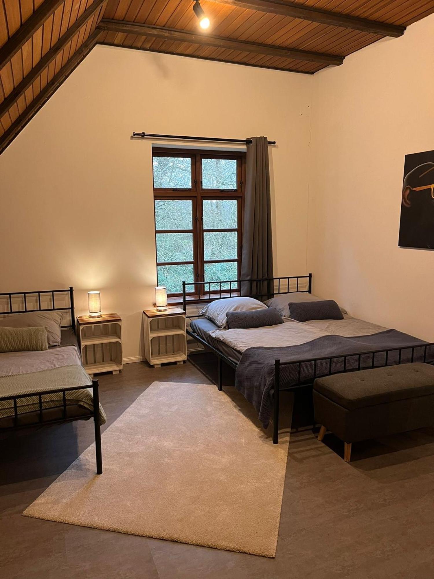 Ruhe Unter Reet-Haus Mit Sauna, Whirlpool Und Kamin Gnarrenburg 외부 사진